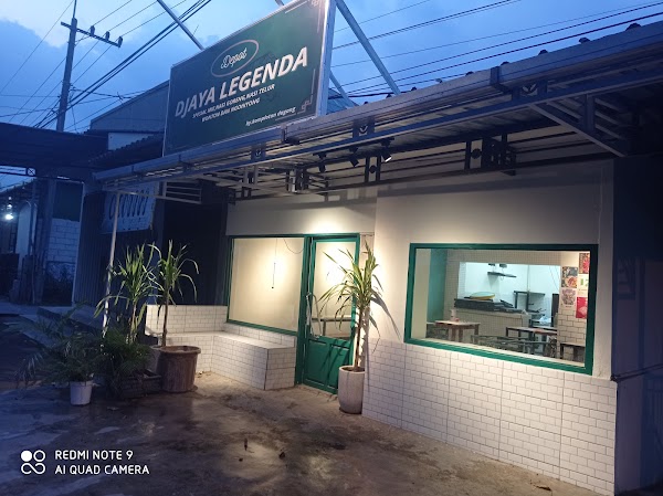 Suasana Depot DJAYA LEGENDA